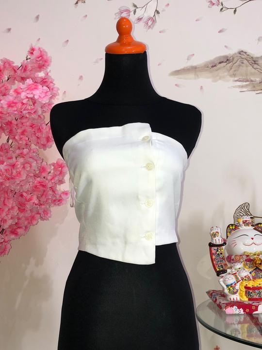 Tube top putih kancing samping — baju thrift preloved