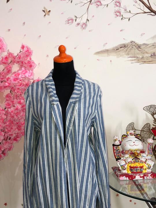 Outer blazer panjang salur biru-putih — baju thrift preloved